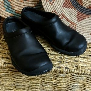 Merrell black leather women's mules. Size 9